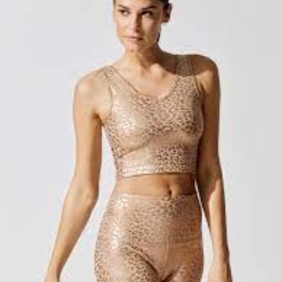 BEYOND YOGA Back Me Up Cropped Tank - Picture 2 of 3